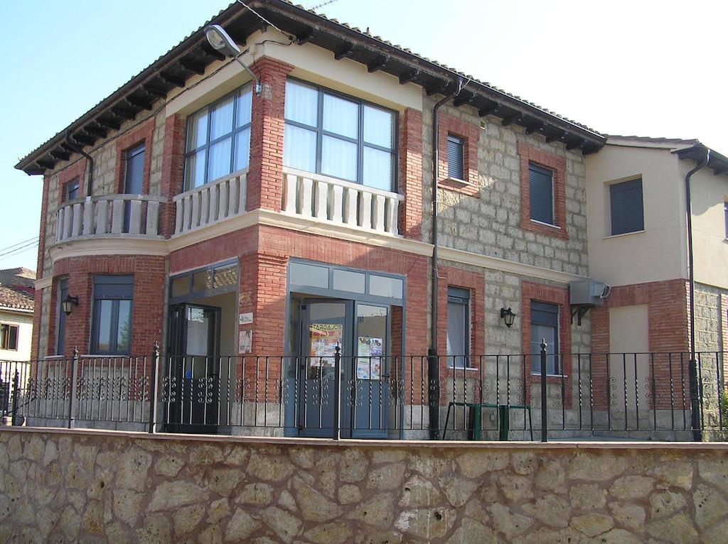 Hotel Rural La Consulta De Исар Экстерьер фото